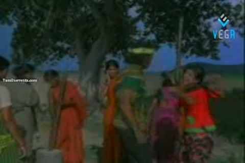 En Kelvikku Enna Bathil (1978) Sample.mp4